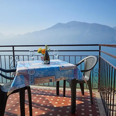 Casa Manu * Brenzone sul Garda